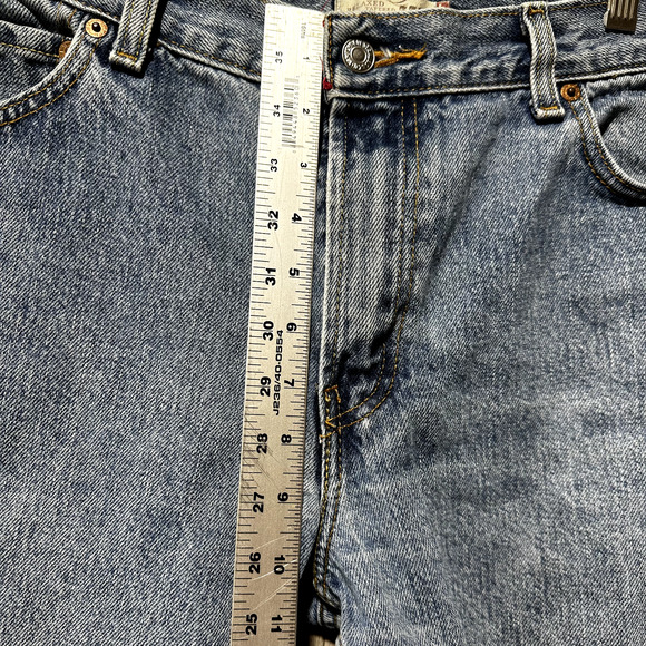 Levis Jeans Women’s 12M Blue 550 Relaxed, Tapered Denim - Picture 9 of 12